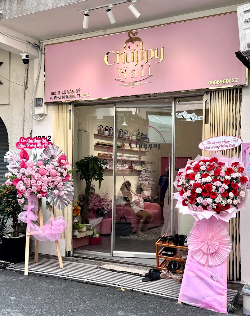 Mặt tiền tiệm Chuppy Nails 182 2 Lê Văn Sỹ Phú Nhuận
