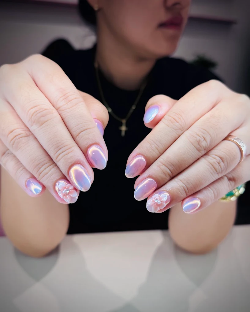 Nail tráng gương ánh cầu vồng hoa nổi 3D